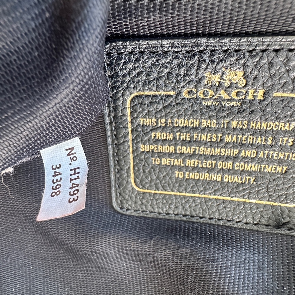 Coach Tatum Tall Tote in black pebble leather with Whiplash chain detail - Picture 15 of 16